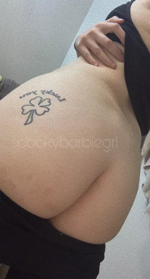 ⬆️ if I can sit on your face 🍑💦 [f][oc][stba] by spookybarbiegirll