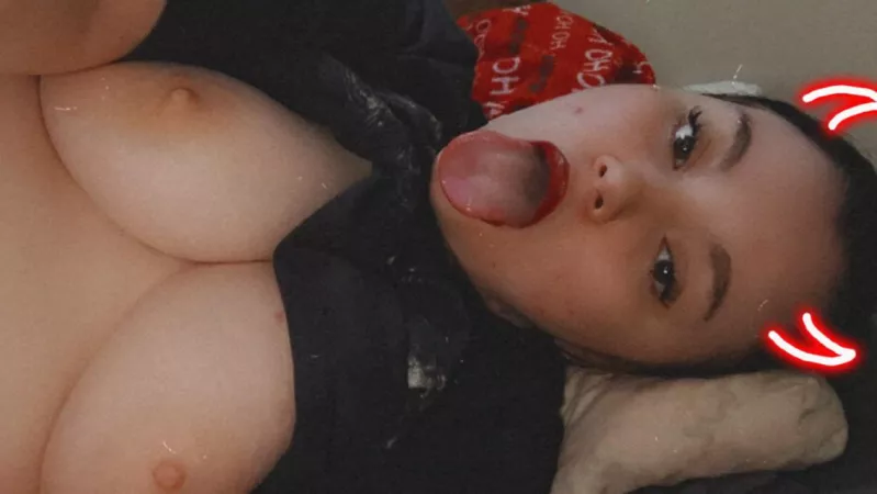 If I made you hard turn the arrow orange 🍊🤪 by thiccberrysorbet