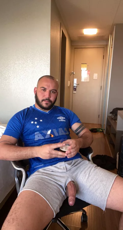 If I take my shirt off you’ll see a forest, but with my dick out you’re seeing the brazilwood by mineirobh