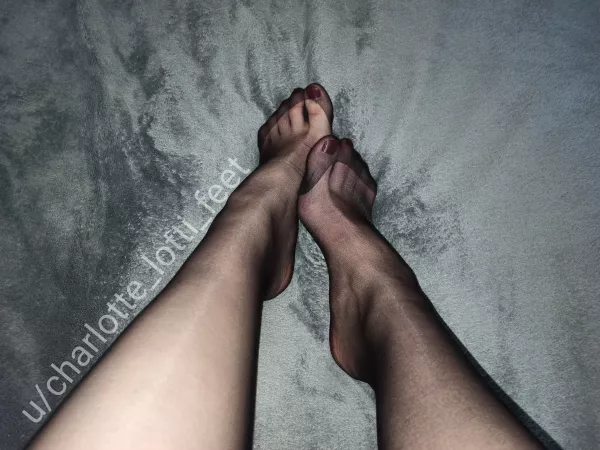 If I were you, I'd fall in love with me ❤ by charlotte_lotti_feet