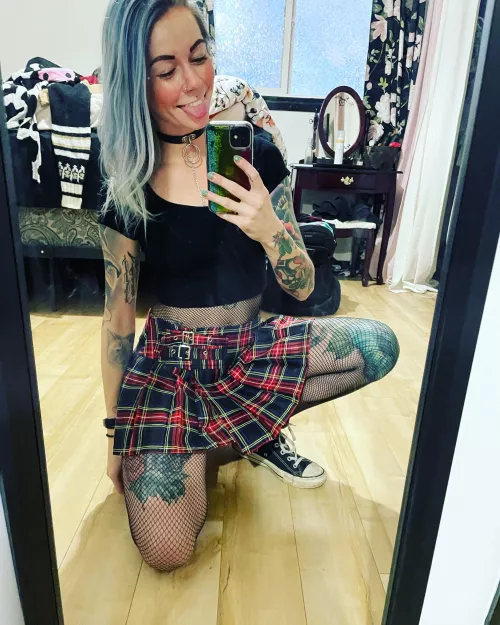 I[f] it’s hump day but it doesn’t rain, does that make it a dry hump day? by HorrorSpace9222