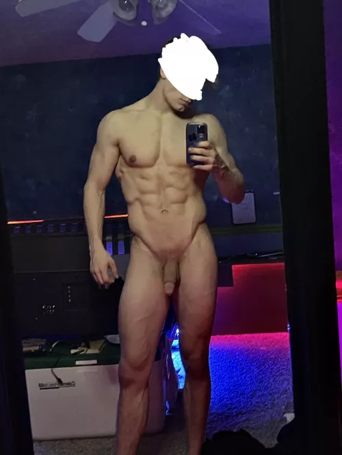 If this mirror could talk… by SeanRoyce11