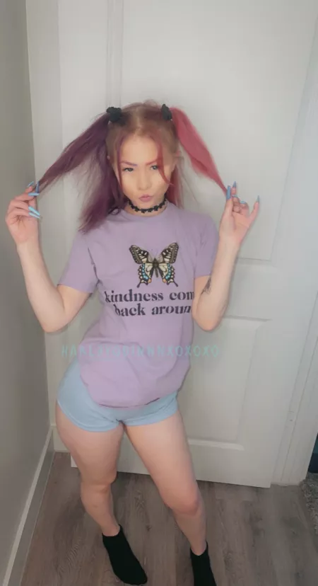 If u see this, can I be your travel size fuck toy? by HarleyQuinnnXo