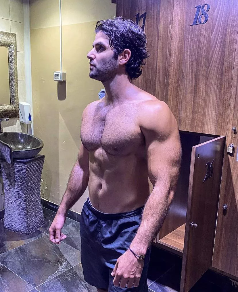 If Vegans can’t build muscle, then why am I twice your size? posted by patrickaramouni