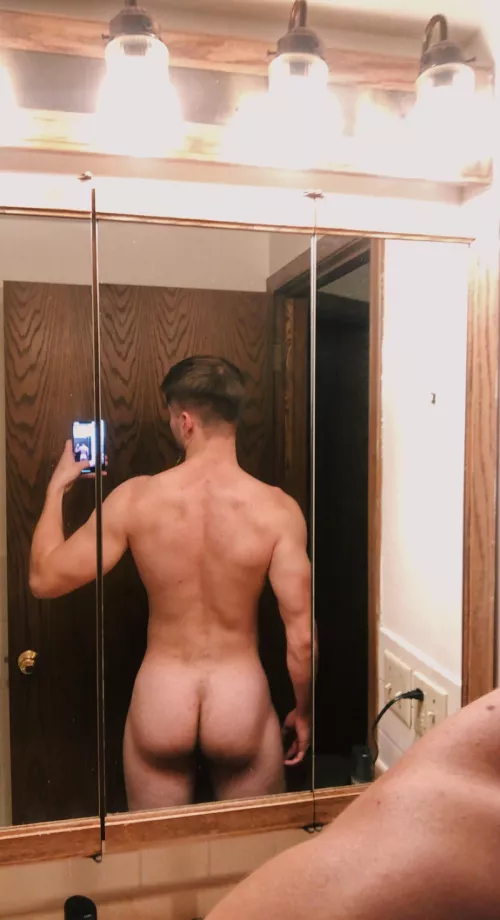 If you can’t tell I never skip leg day by Affectionate-Ad9508