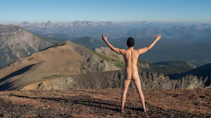 If you don't get naked on a mountain top, were you ever really there? 😝 by Hiphpanonym0u5