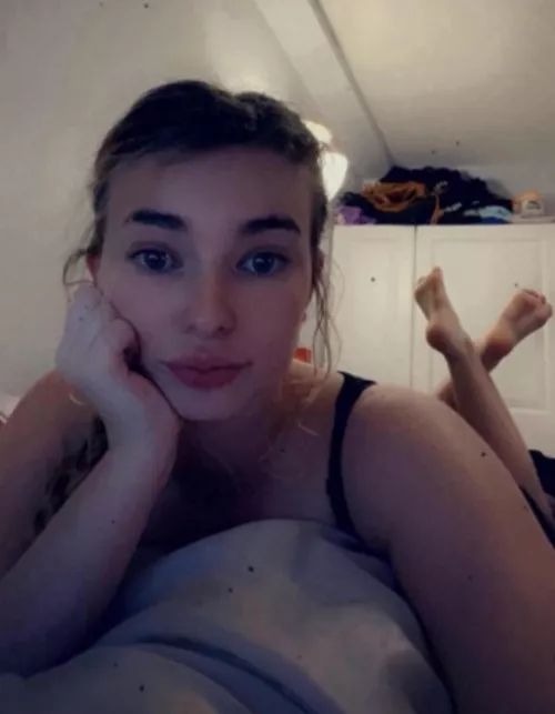 If you don’t suck toes & eat ass you’re not freaky enough for me. by realprettyangel