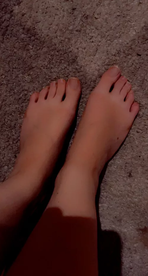 If you fall in love with my feet, I’m not responsible for any damages. Consider yourself warned.😈😋 by x0_Pixi_x0