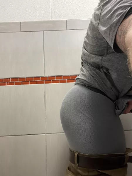 If you like [m]e I’ll post more by bmanss2169