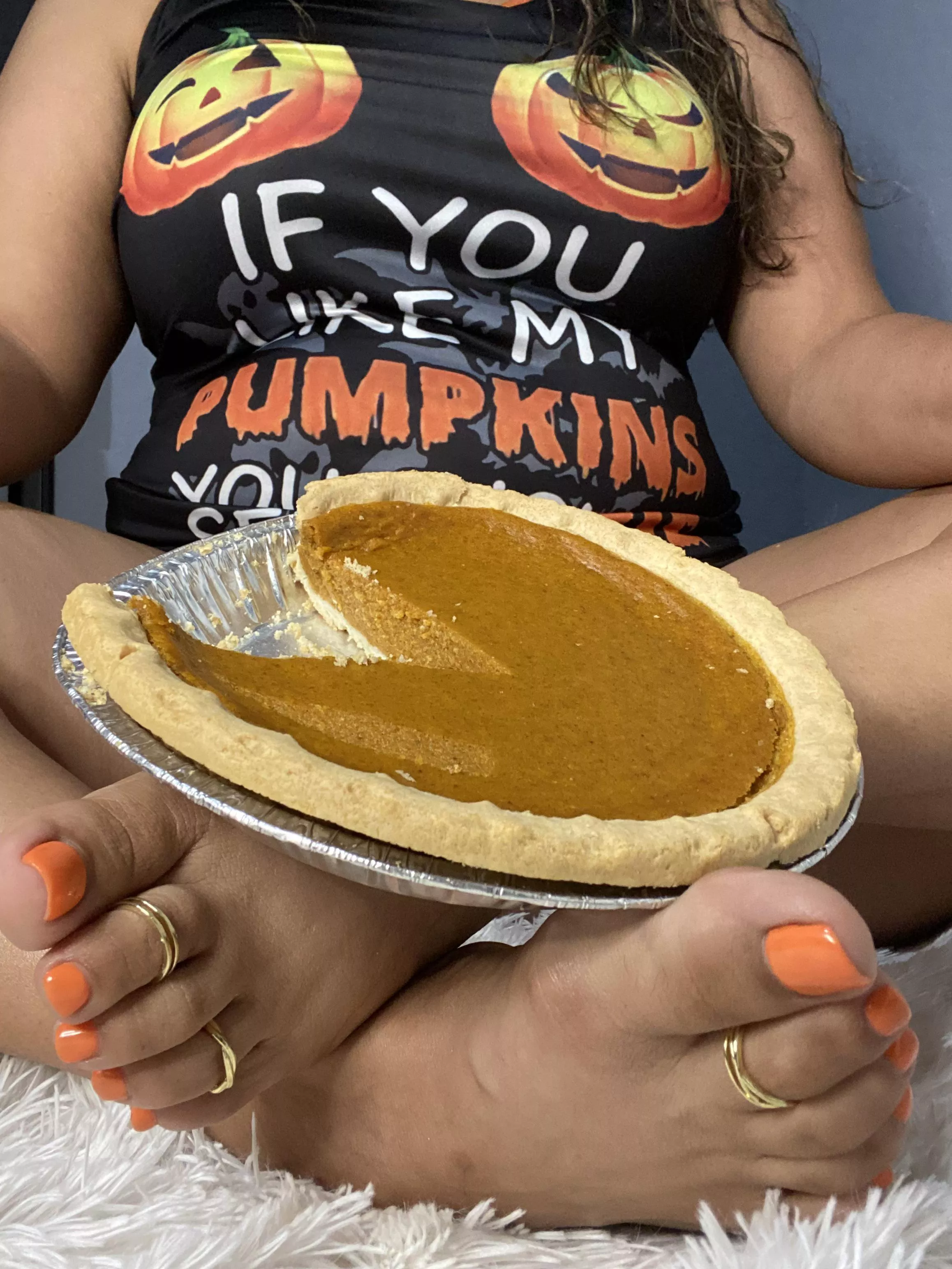 If you like my pumpkins you should see my pie 🥧 posted by prettylatinatoes