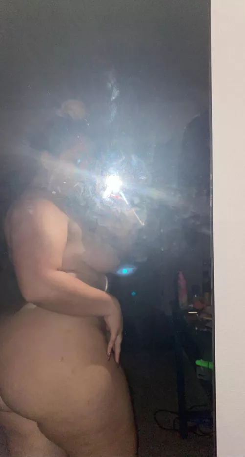 If you like thick, college sluts you’re gonna love me!🍑😈 Link below by Monicamissions