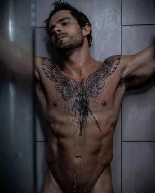 If you looked you have to go down on me right now👅 by kinkybradpitt