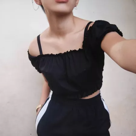 if you think she's worth your cum, dm me and i'll send the rest. no nudes by jackieboyrr