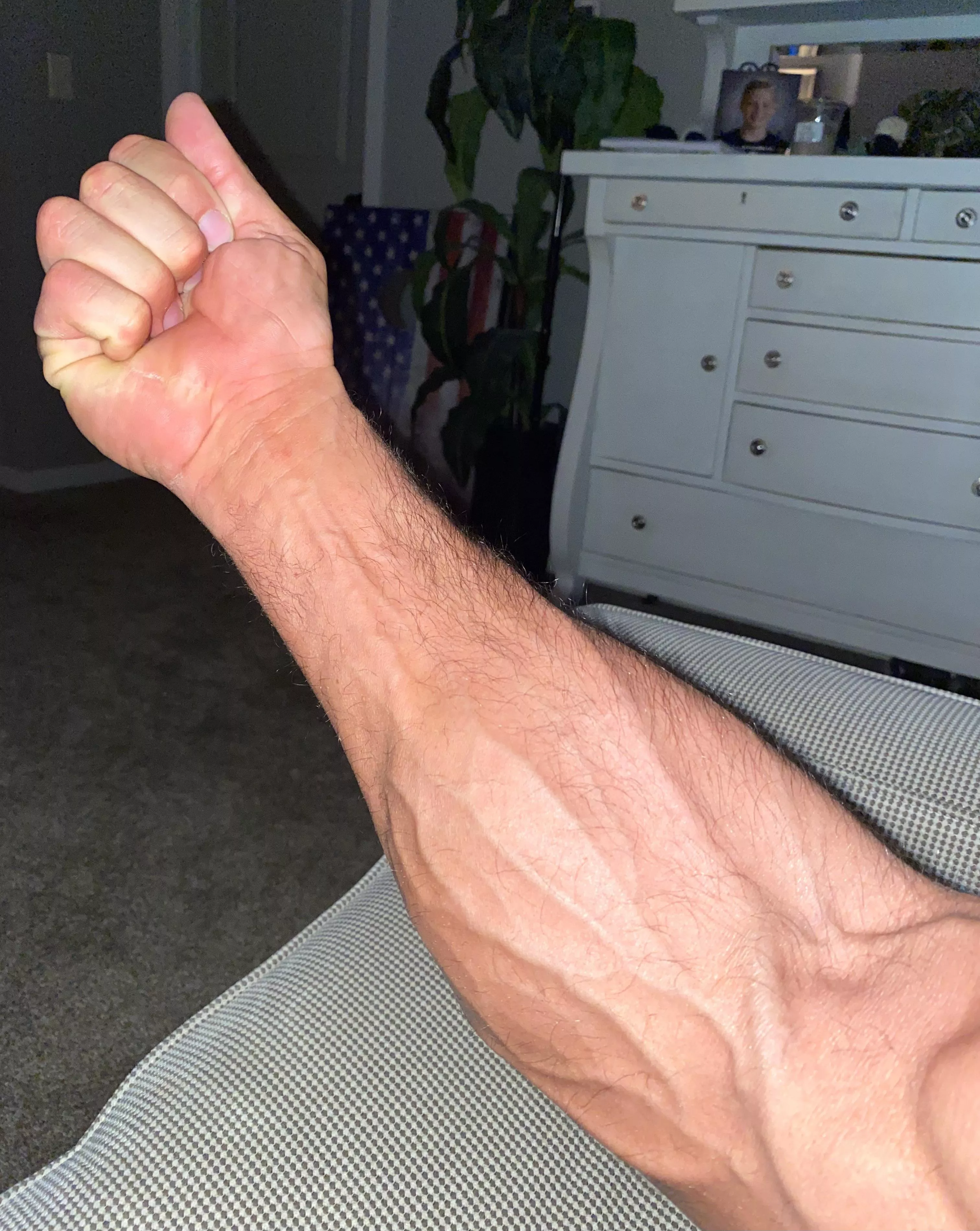 If you think that’s veiny…😏🍆💦 posted by DaddyCinz