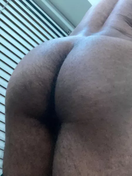 ⬆️ if you wanna see more of my cute butt ;) by eveningarcher3