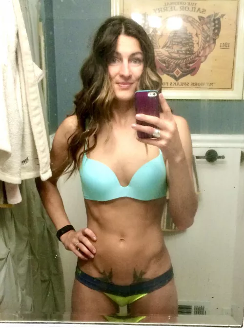 If you want to see her take her panties off, ⬆️ this post by BiGuyCincy12