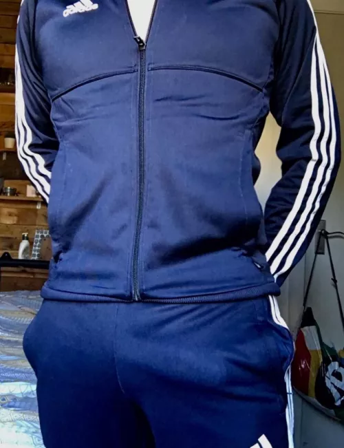 ⬆️ if you want to touch it by RHHuntr