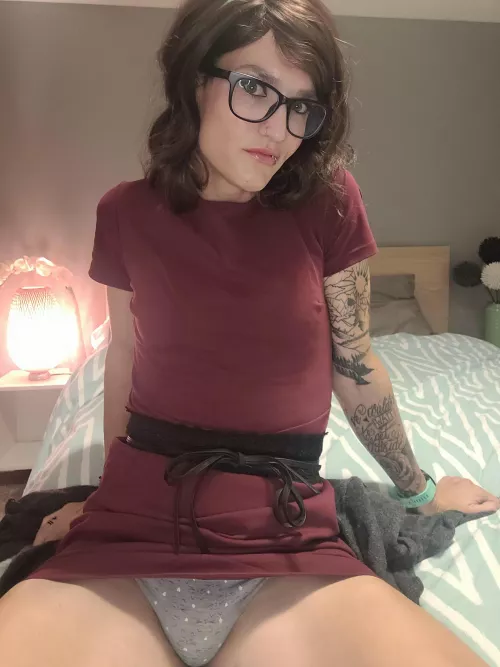 If you zoom in you can see the kitties on my panties :3 by Gi-Gi-Girl