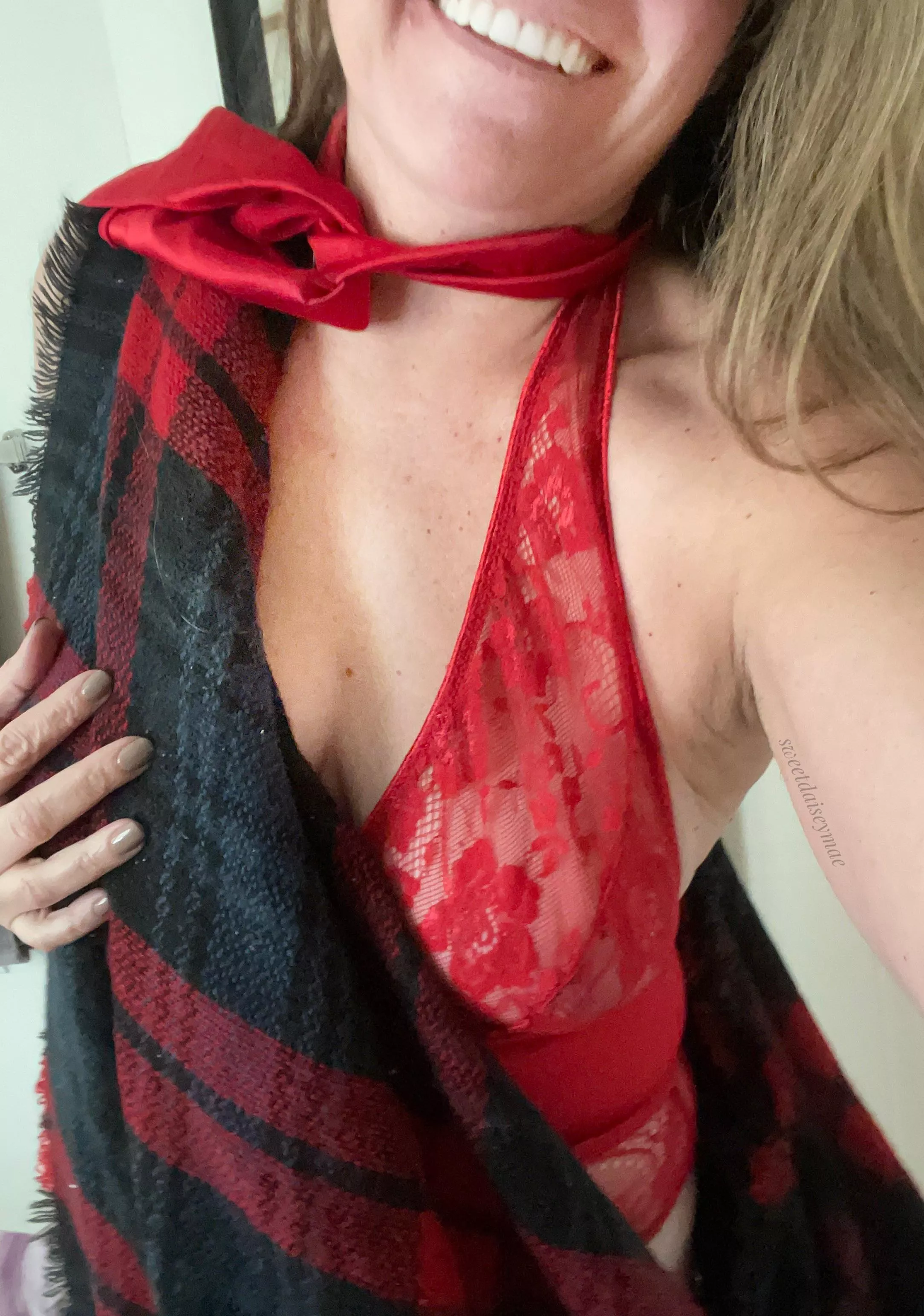 If you’re alone tonight… posted by sweetdaiseymae