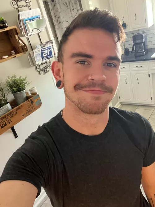 If you’re like me & didn’t properly grocery shop before being snowed in, just smile while playing the worlds smallest violin 🎻 by yakobiixx