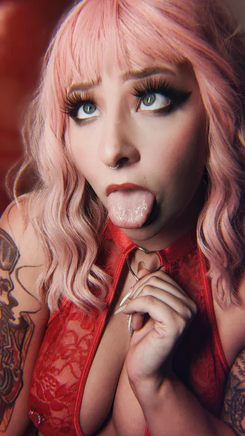 If you're lonely, come be lonely with me 😏 by NaughtyWonderland