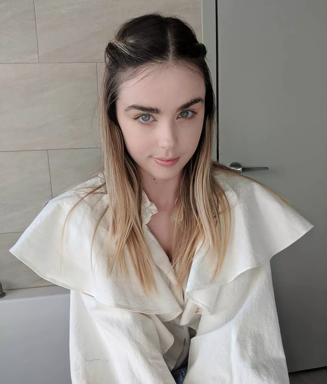 IG post posted by aarxone