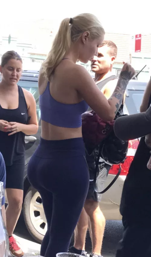 Iggy Azalea. by Tony_soprano___