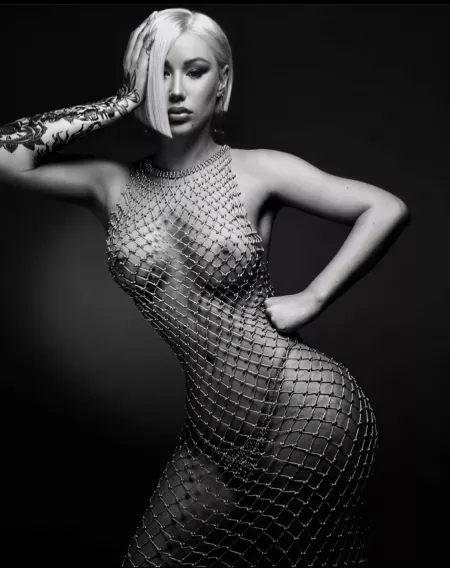 Iggy Azalea by r3csk4z0