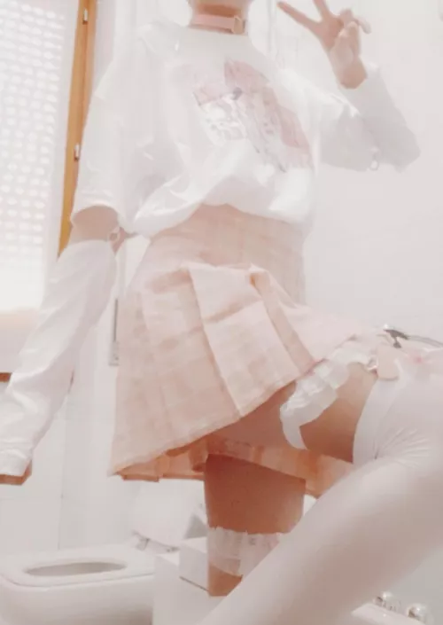 Ignore the toilet in the background 😁 by Cholru