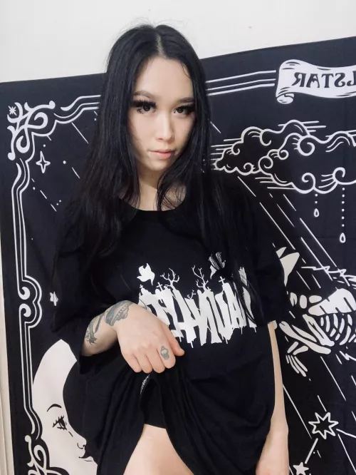 Ill let you have it if you promise to fuck me so hard that my demons leave me by minibubbles9