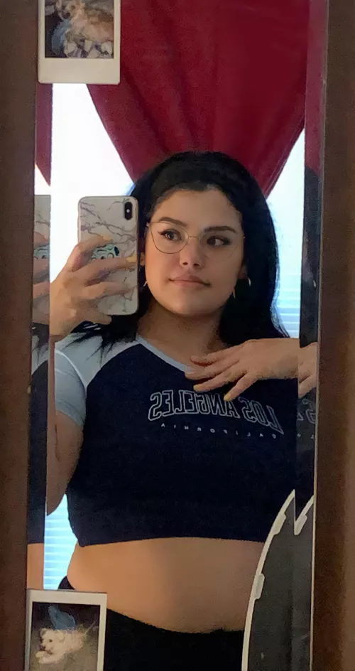 I’ll let you pick where you want to cum on me by prettybabyd