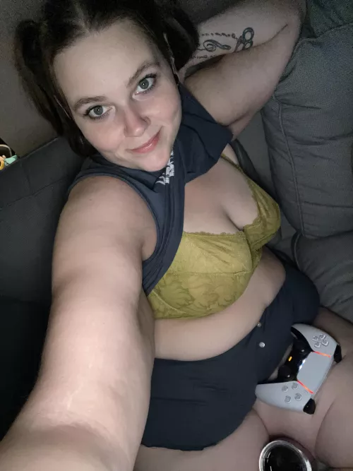 I’ll play with you 😉😈 by bettygoesrawr