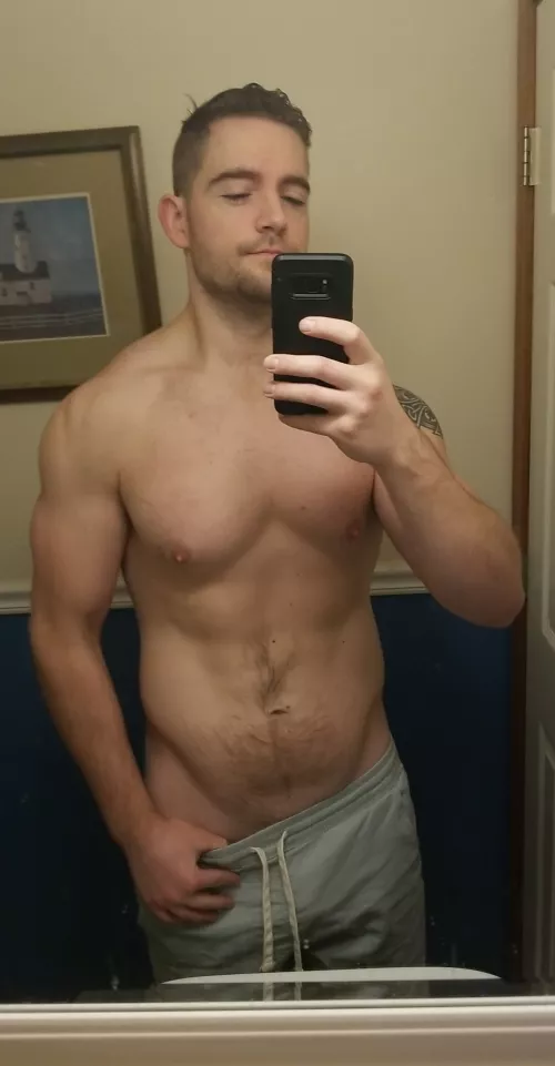 I'll provide the stuffing AND the gravy 😏😈... Wait, that sounds like I want to fuck a turkey, I promise I'm not going to do that😬 by rumpledscroteskin02