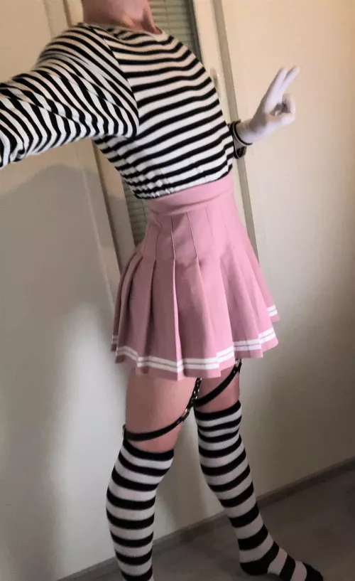 I'm a bit shy, but does anyone wanna game with me? 🥺👉👈 by RNG_Is_My_Whole_Life