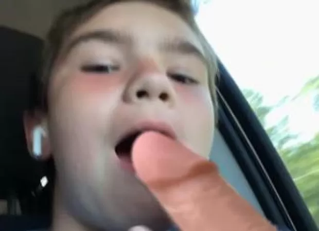 I’m a little shy, unless I’m taking a load 😅 by Oatspin