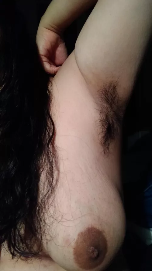 I'm a little ticklish ☺️ by lonelypeach25