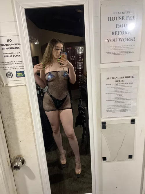 I’m a Real Queen 👸🏻 Can you tell? ;) by sapphirespins