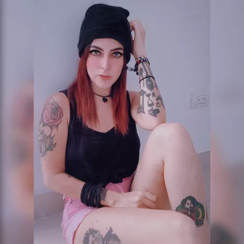 I'm a tease. Sweet taste. Try me. by Brona_Nyx