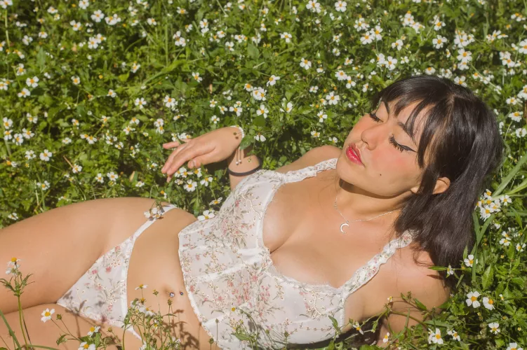 I'm a very naughty and horny girl, I have content that will make you very hot 🥵 ONLY 🎀 $6 🎀 I'll send you welcome video 💝 link in the comments by Baby_Waifu