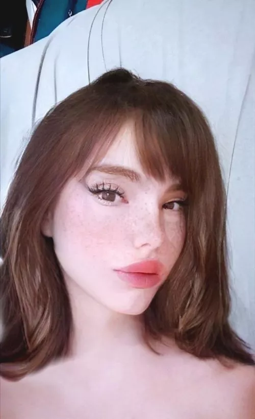 Im addicted to comments,+ hi if your scrolling by new <333 by Doegates