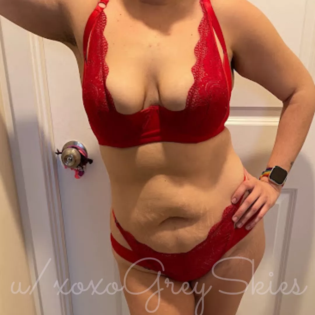 I'm all about the matching set and coordinating with my girlfriend. posted by xoxogreyskies