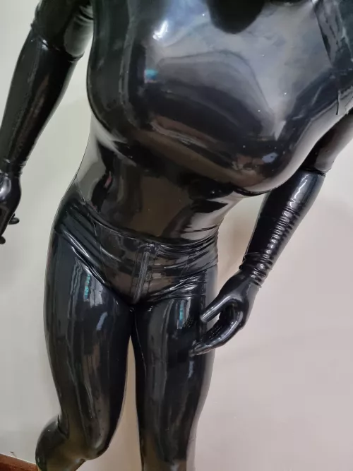 I'm all latex suit up! by lenovira