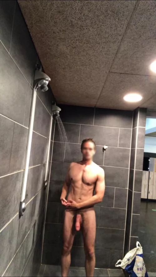 I’m also quite friendly behind my blurry face by dareit88