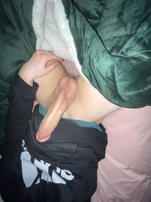 I’m always told it’s the prettiest they’ve ever seen, is it true? by SexyBoyHangingDong