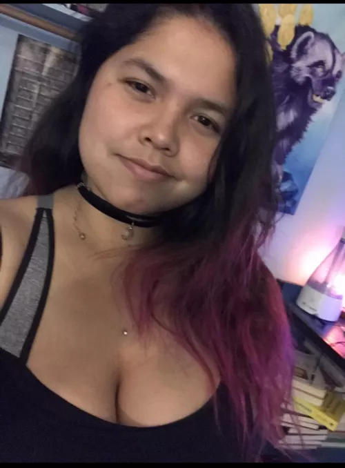 I’m always wearing chokers by NocturnalEye