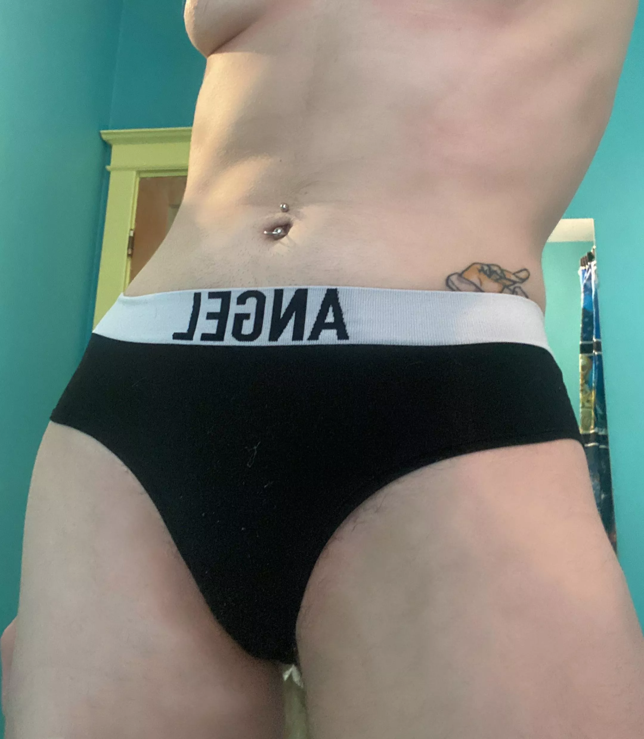 I’m an angel posted by LessSatisfaction6