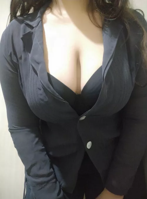 I'm applying for a personal assistant position, would you hire me? by Alexandria-01