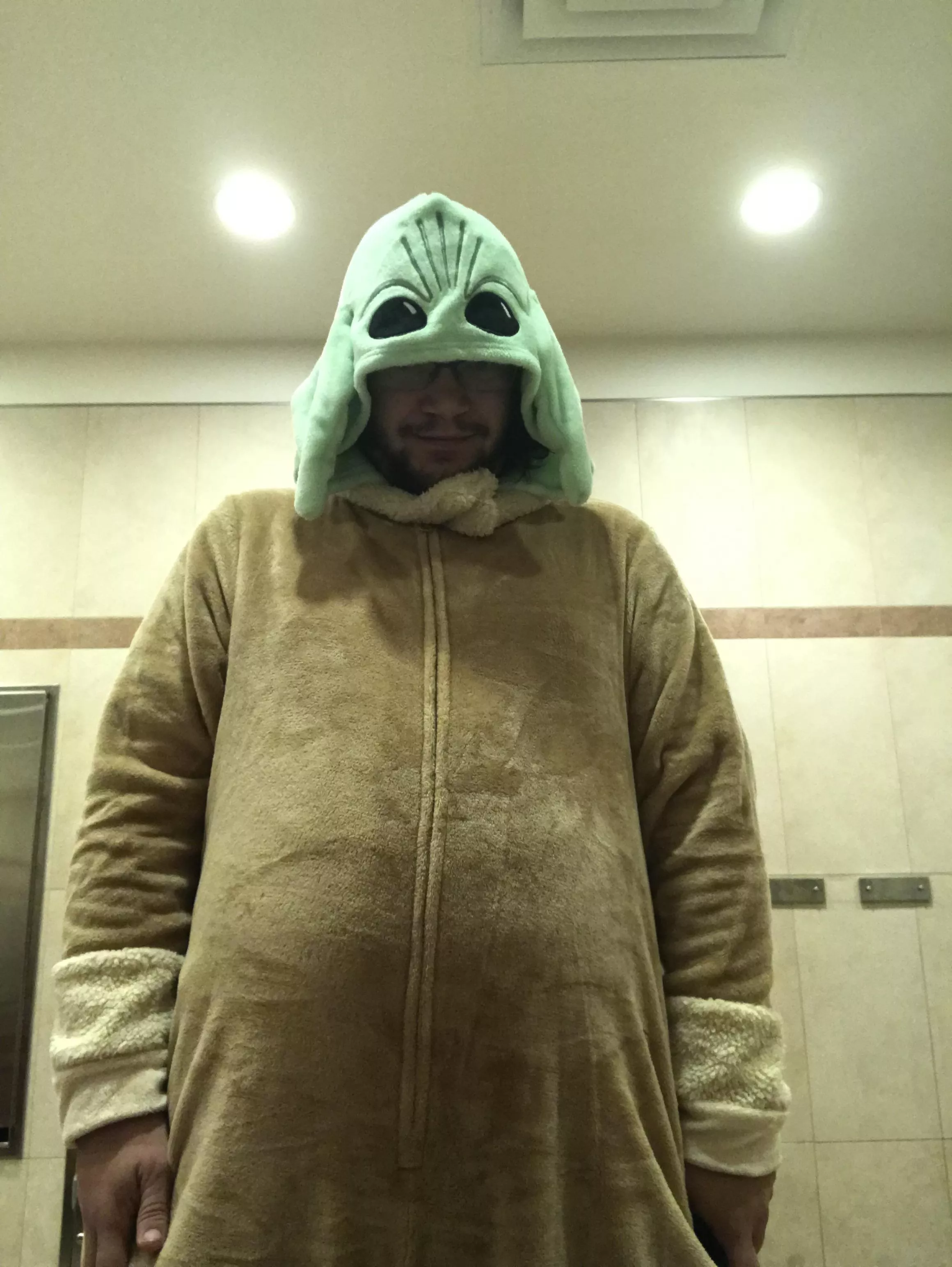 I’m baby yoda. And yes I’m diapered underneath I said I’m BABY yoda posted by ponyoluv