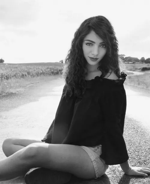 I'm back 😘😍💋 by Ok_Seaweed_9106