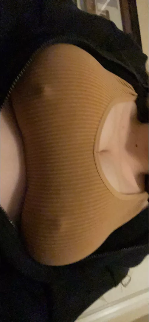 I’m back !! Cold weather does wonders in public by AstronomerDramatic44